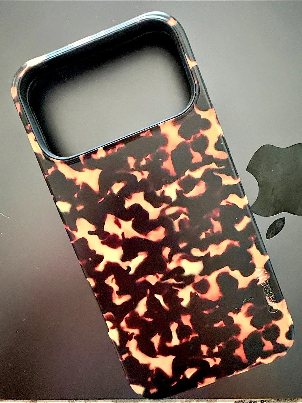 CASELY Tortoiseshell Phone Case Brand New